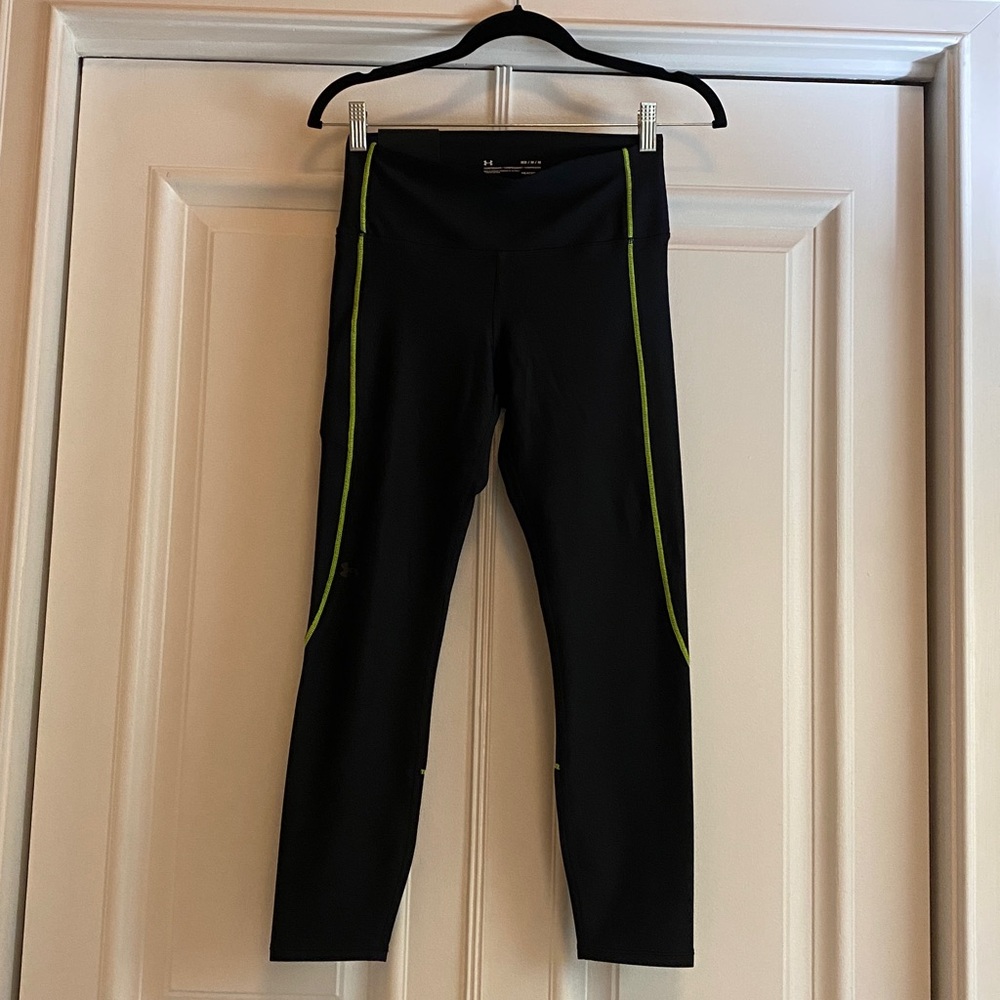 Under Armour compression high rise ankle legging